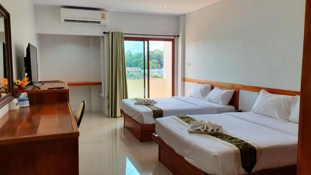 Bed in Doungta Anda Hotel Krabi