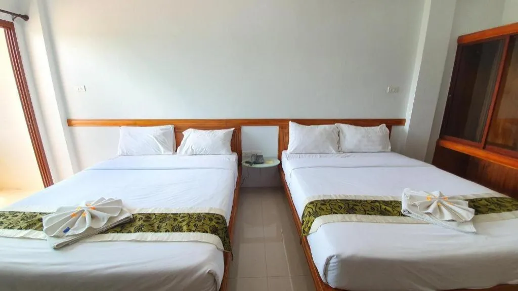 Bed in Doungta Anda Hotel Krabi