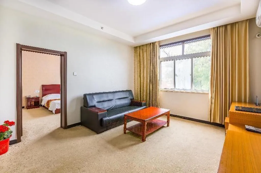 Bed in 169 Business Hotel