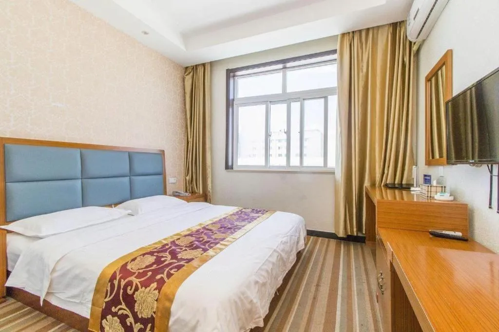 Bed in 169 Business Hotel