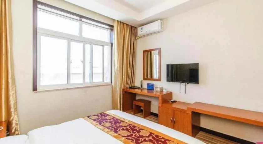 Bed in 169 Business Hotel