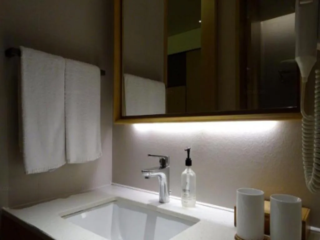 JI Hotel Guangzhou Tianhe East Railway Station