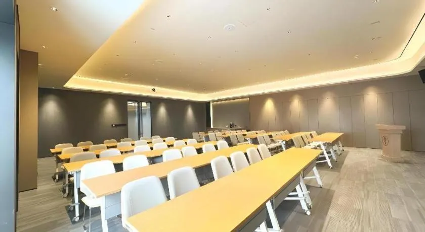 JI Hotel Guangzhou Tianhe East Railway Station