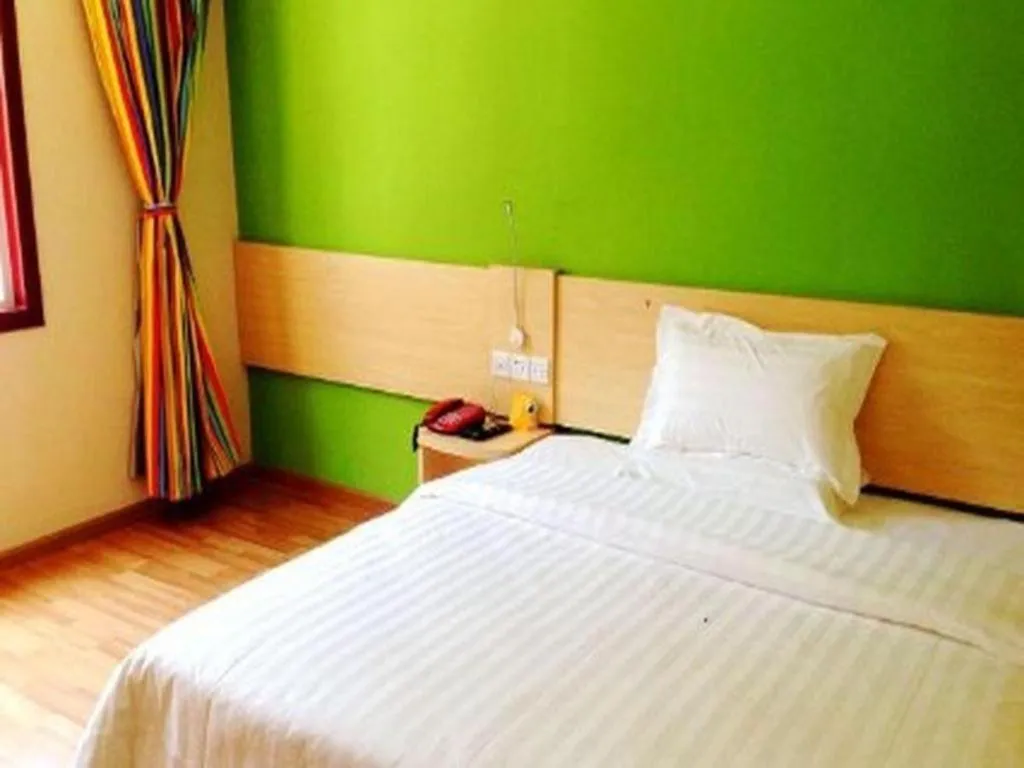 Bed in 7 Days Inn Tianjin Zhongshan Road North Station