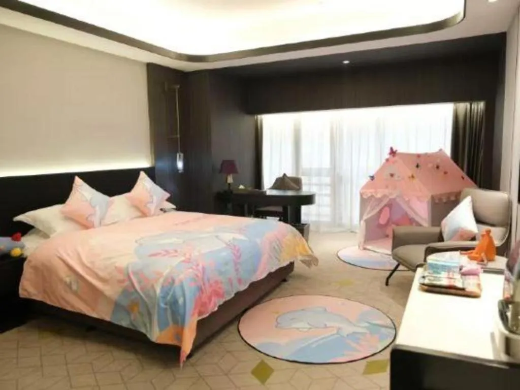 Bed in Changsha Jasmine International Hotel