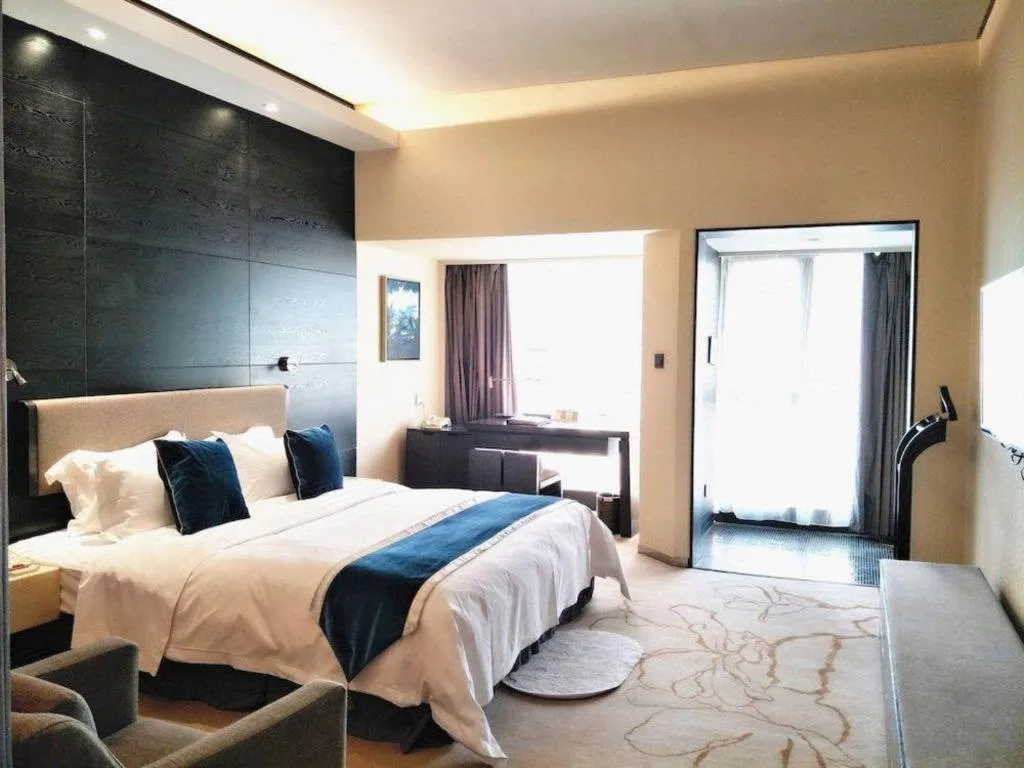 Bed in Changsha Jasmine International Hotel