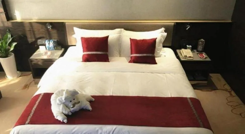 Bed in Changsha Jasmine International Hotel