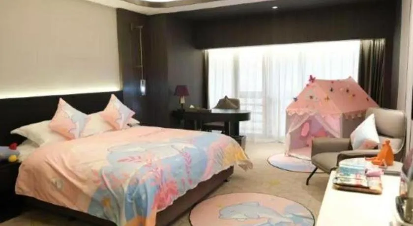 Bed in Changsha Jasmine International Hotel