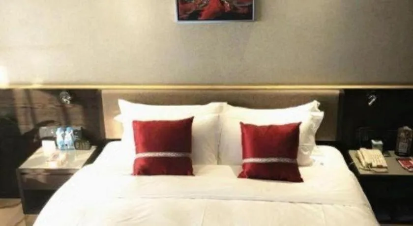 Bed in Changsha Jasmine International Hotel