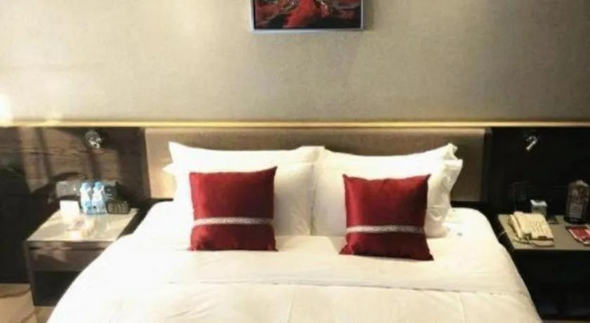 Bed in Changsha Jasmine International Hotel