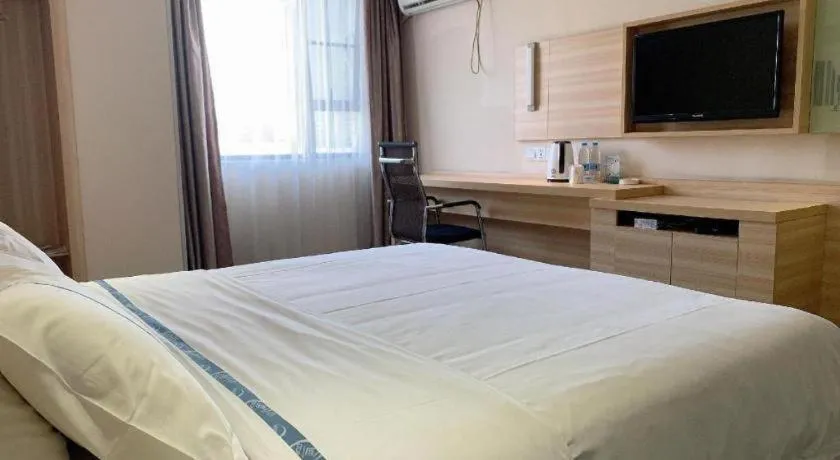 Bed in City Comfort Inn Guangzhou Jiaokou Metro Station