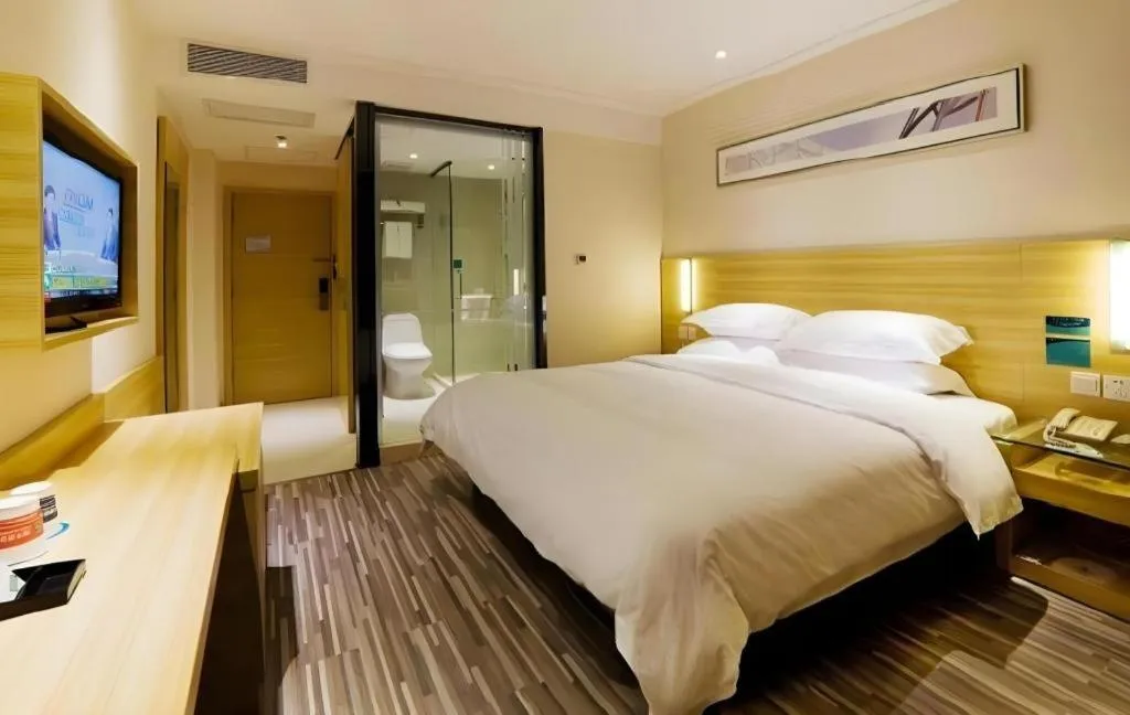 Bed in City Comfort Inn Guangzhou Jiaokou Metro Station