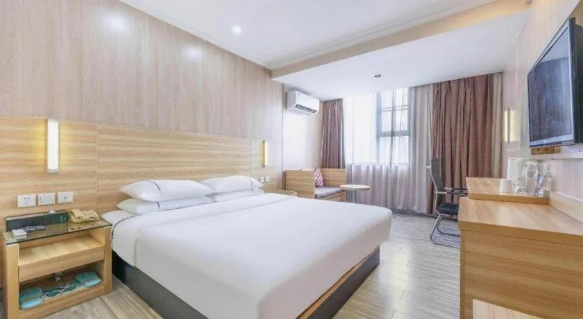 Bed in City Comfort Inn Guangzhou Jiaokou Metro Station