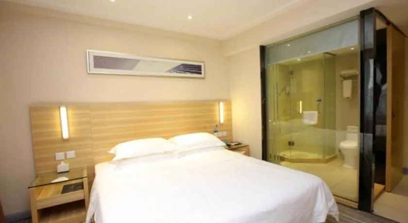 Bed in City Comfort Inn Guangzhou Jiaokou Metro Station