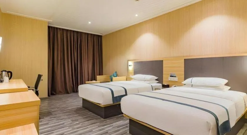 Bed in City Comfort Inn Guangzhou Jiaokou Metro Station