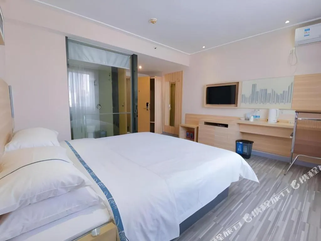 Bed in City Comfort Inn Guangzhou Jiaokou Metro Station