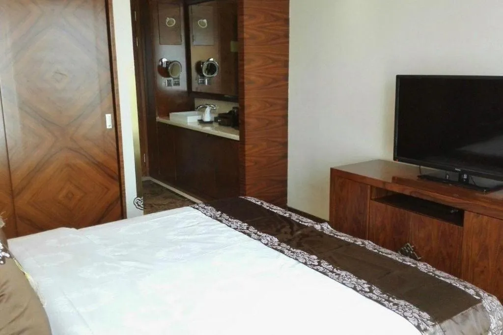 Bed in Inner Mongolia Hotel Forbidden City