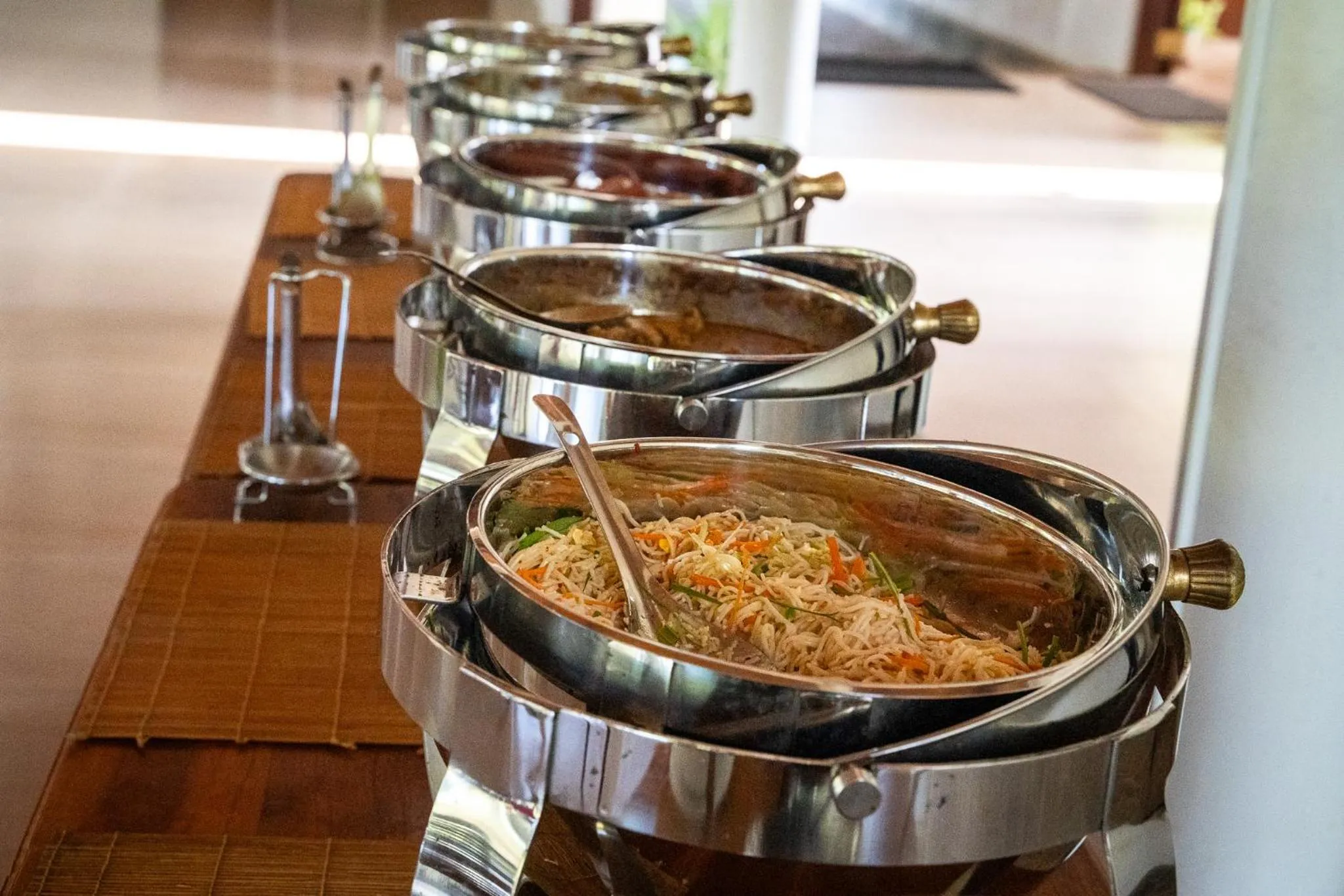 Restaurant/places to eat in Pothana Village