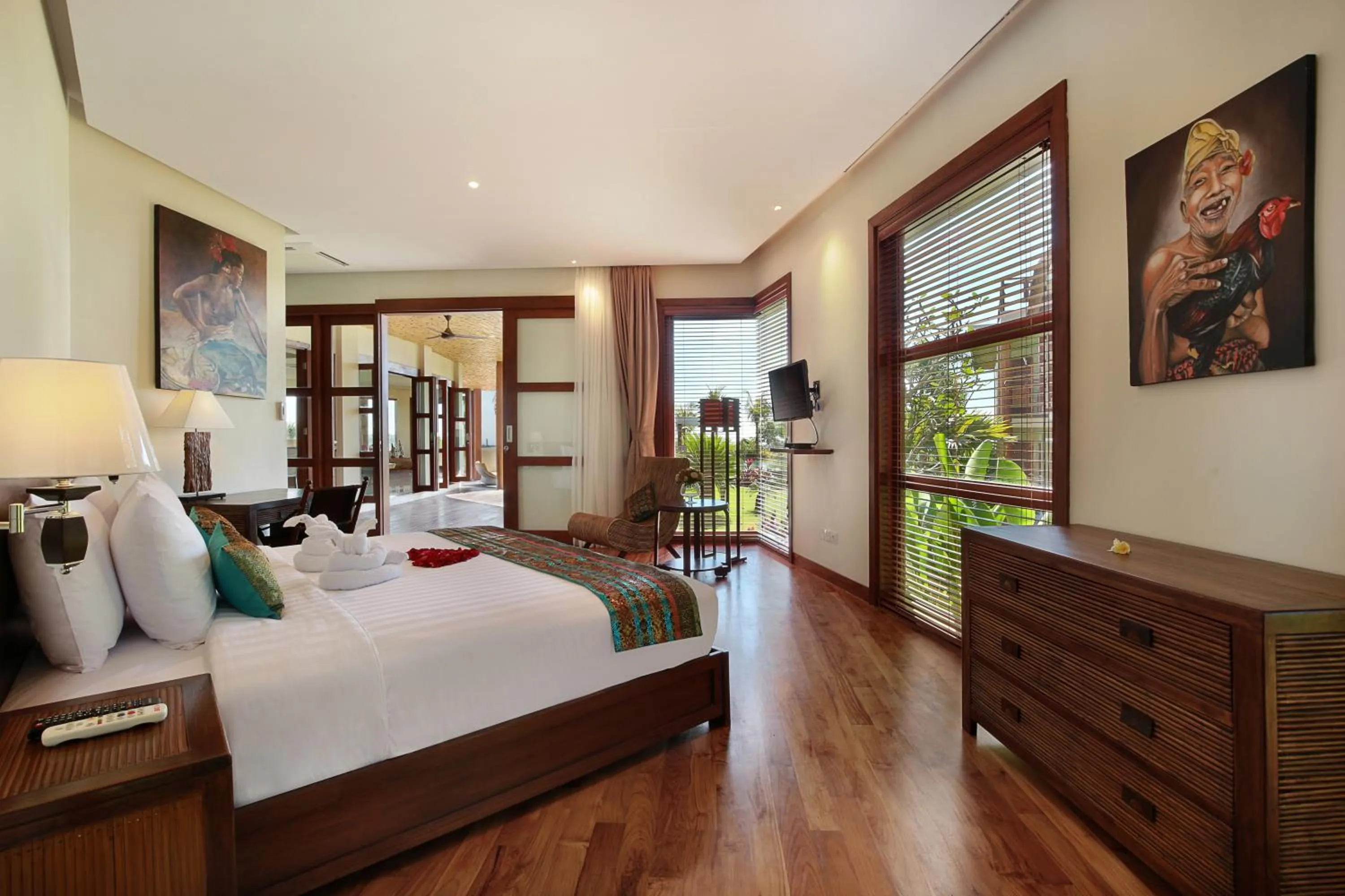 Bed in Casa Bonita Villa Bali