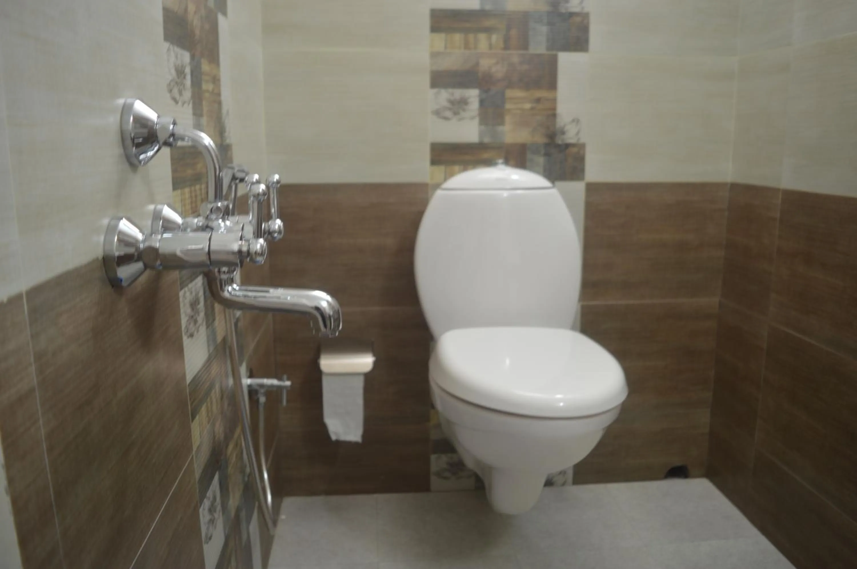 Bathroom in The Pod Cochin Homestay