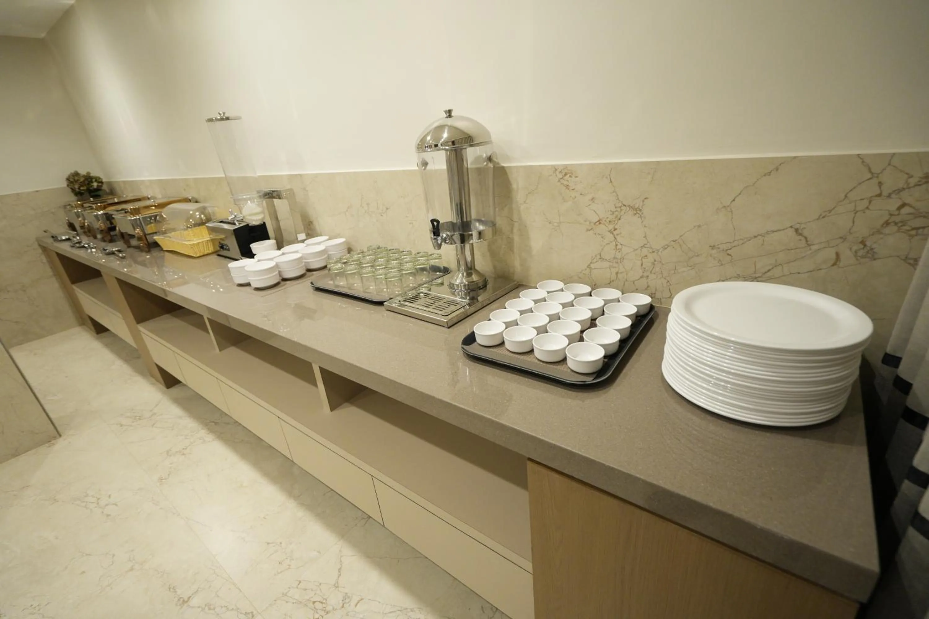 Coffee/tea facilities in SIVANTA by BOMBAY GROUP OF HOTELS NAGPUR