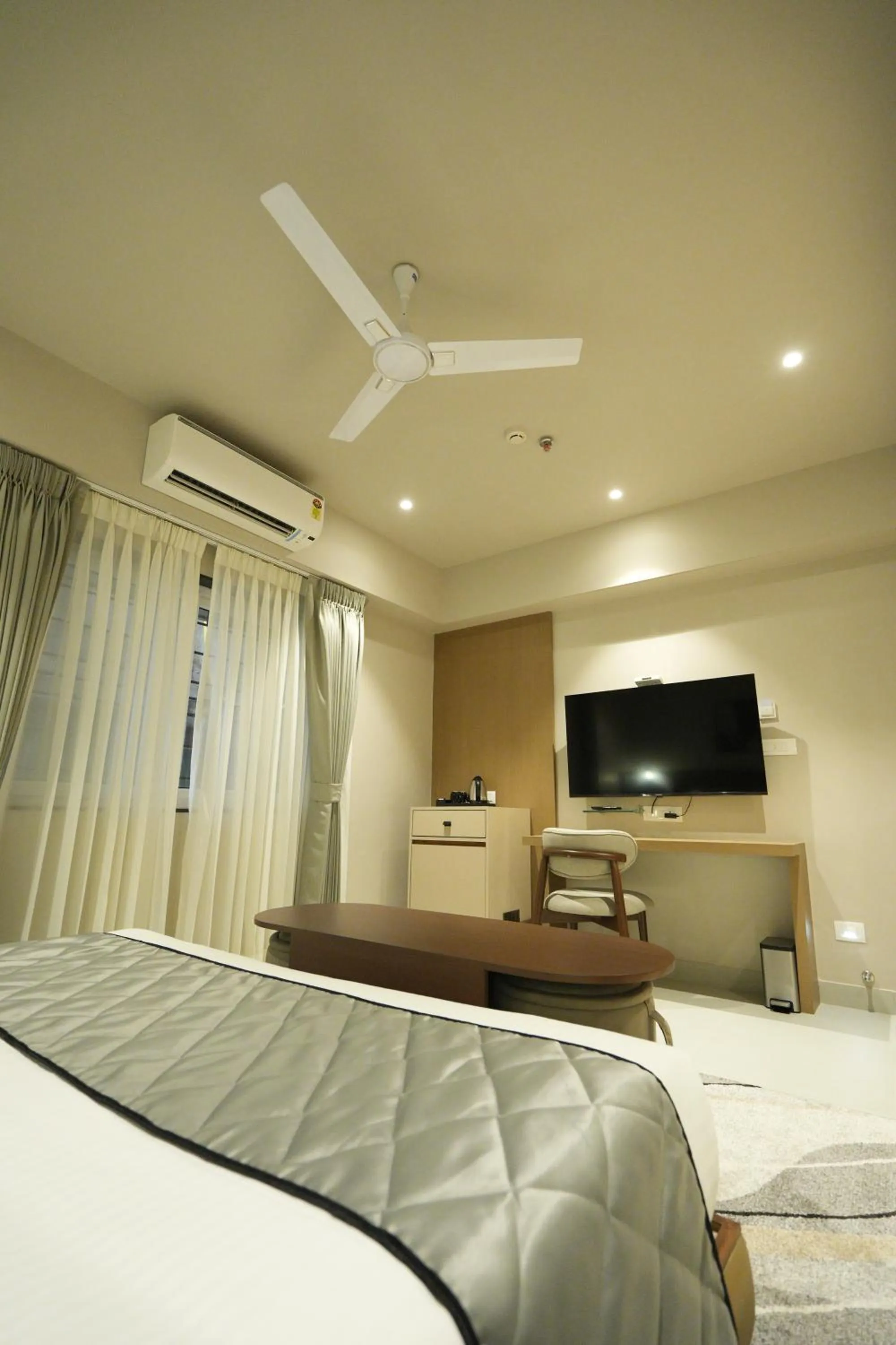 Bed in SIVANTA by BOMBAY GROUP OF HOTELS NAGPUR