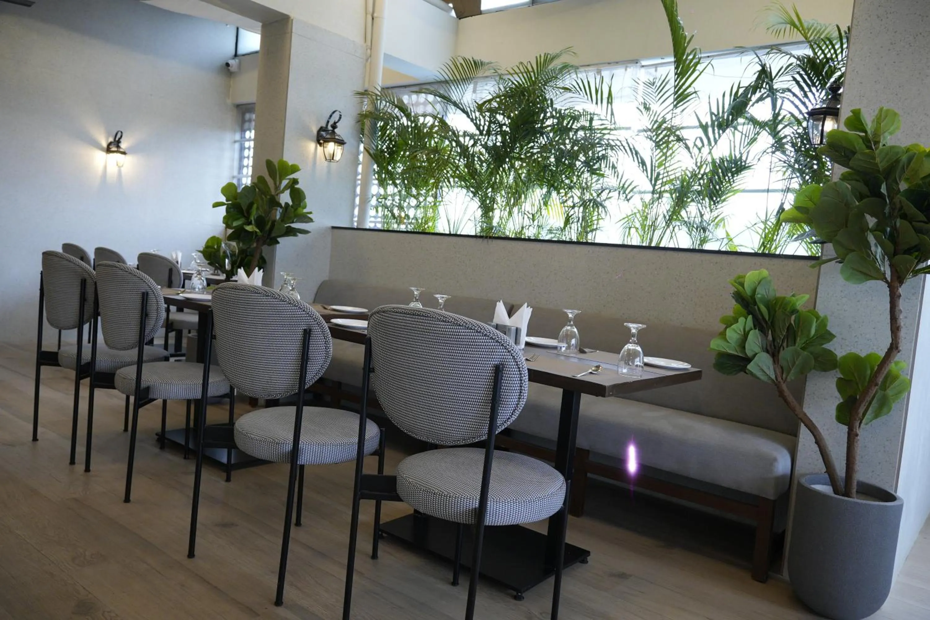 Restaurant/places to eat in SIVANTA by BOMBAY GROUP OF HOTELS NAGPUR