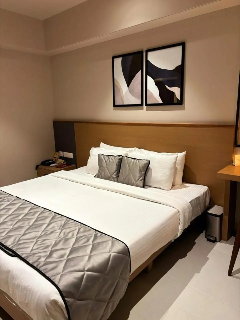 Bed in SIVANTA by BOMBAY GROUP OF HOTELS NAGPUR