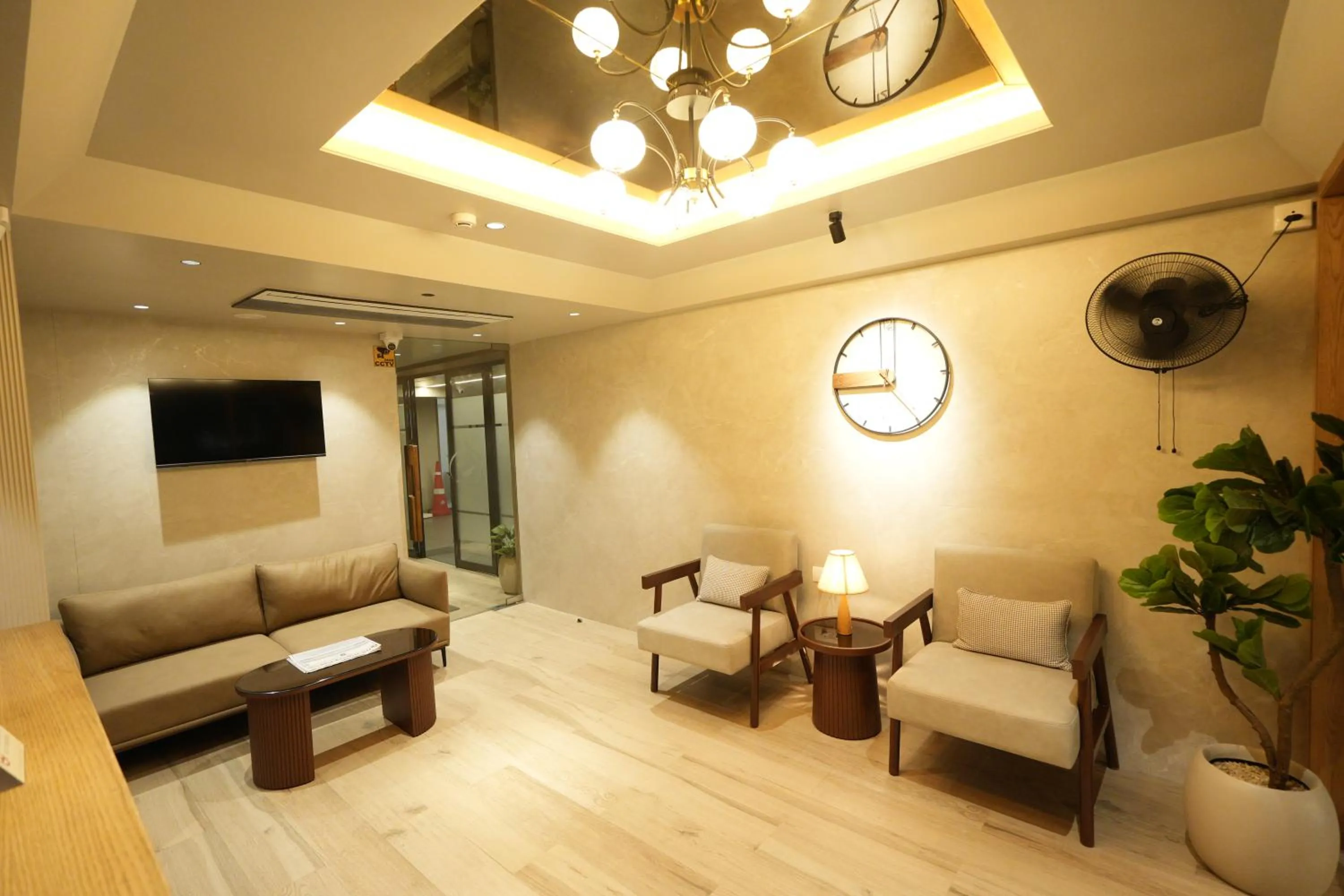 TV and multimedia in SIVANTA by BOMBAY GROUP OF HOTELS NAGPUR