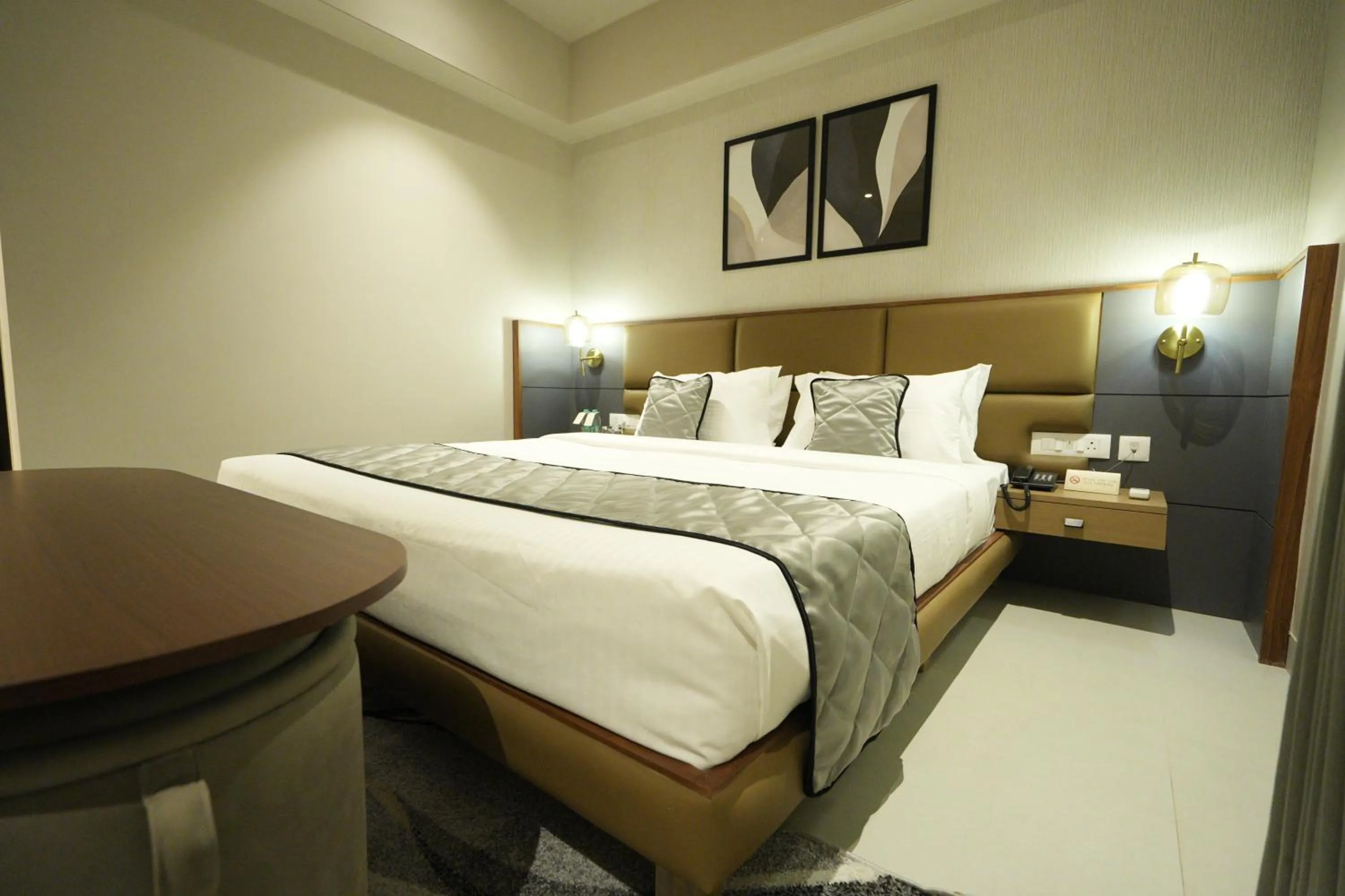 Bed in SIVANTA by BOMBAY GROUP OF HOTELS NAGPUR