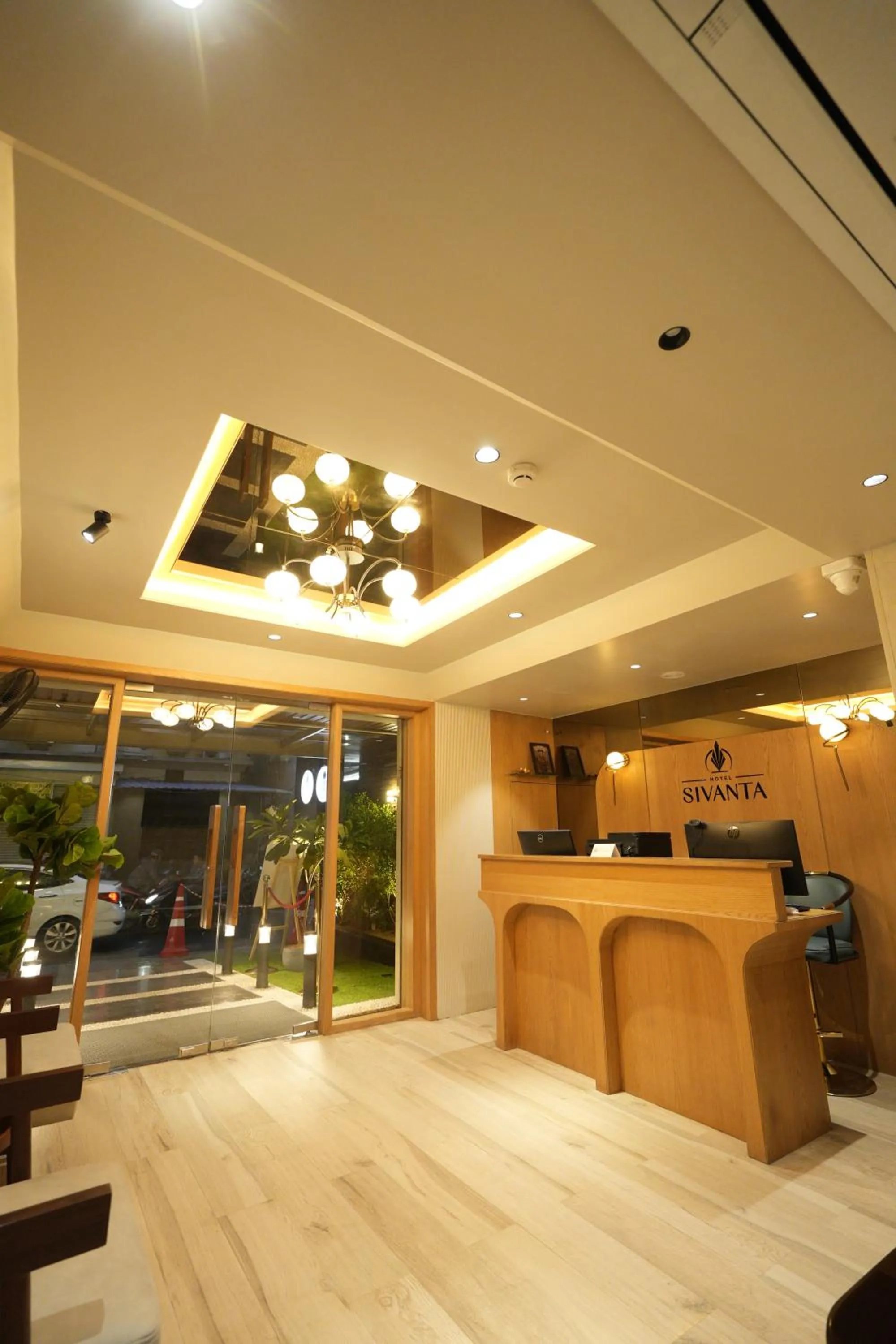 Lobby or reception in SIVANTA by BOMBAY GROUP OF HOTELS NAGPUR