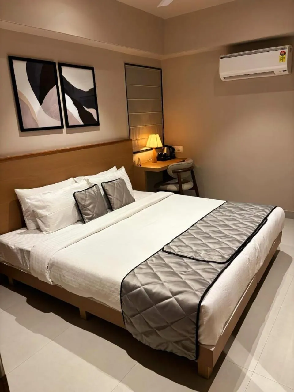 Bed in SIVANTA by BOMBAY GROUP OF HOTELS NAGPUR