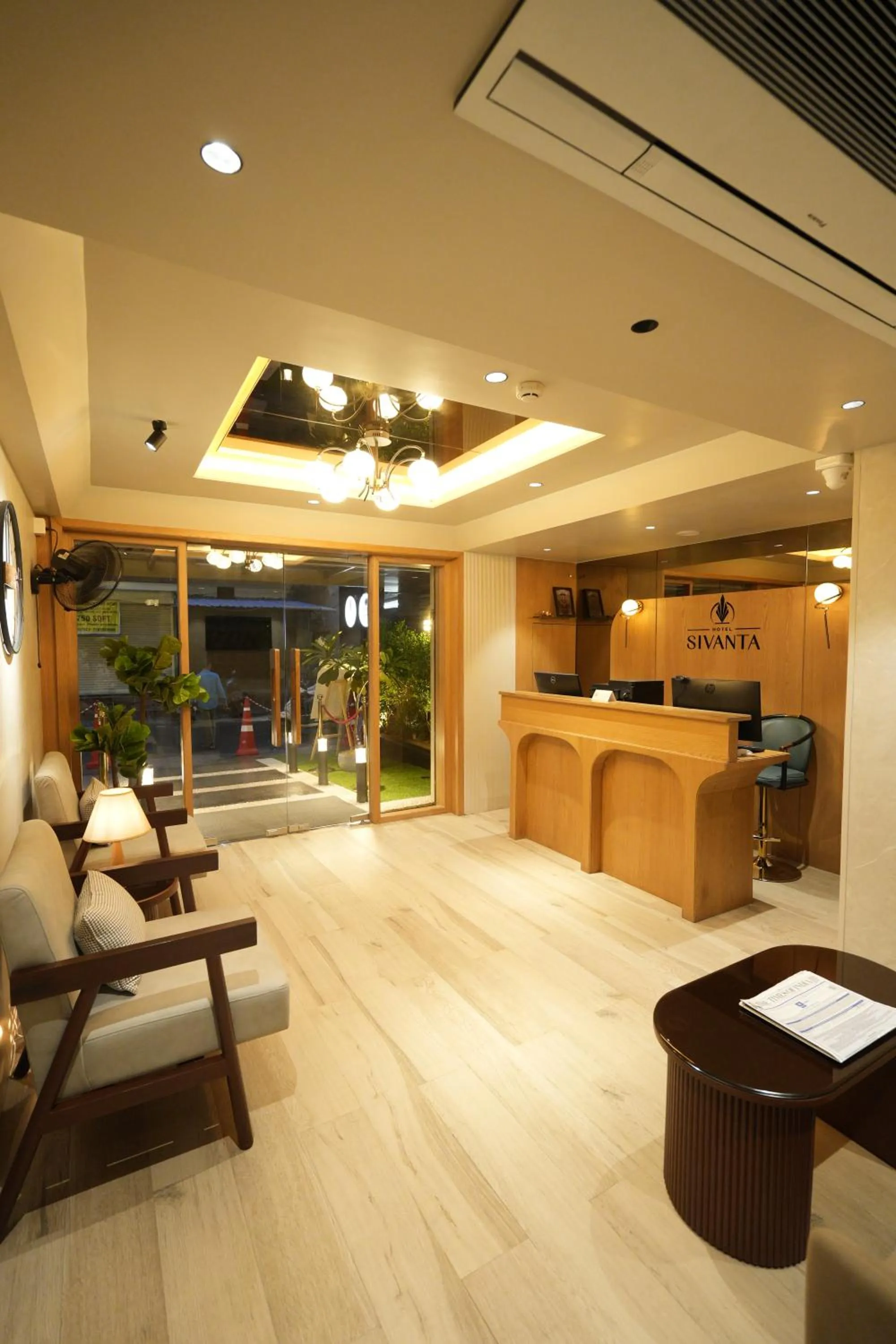 Lobby or reception in SIVANTA by BOMBAY GROUP OF HOTELS NAGPUR