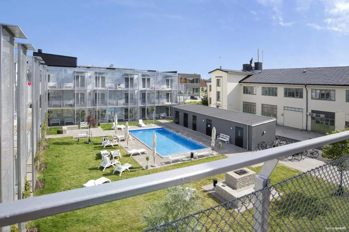 Pool view in Kolgården - Visby Lägenhetshotell