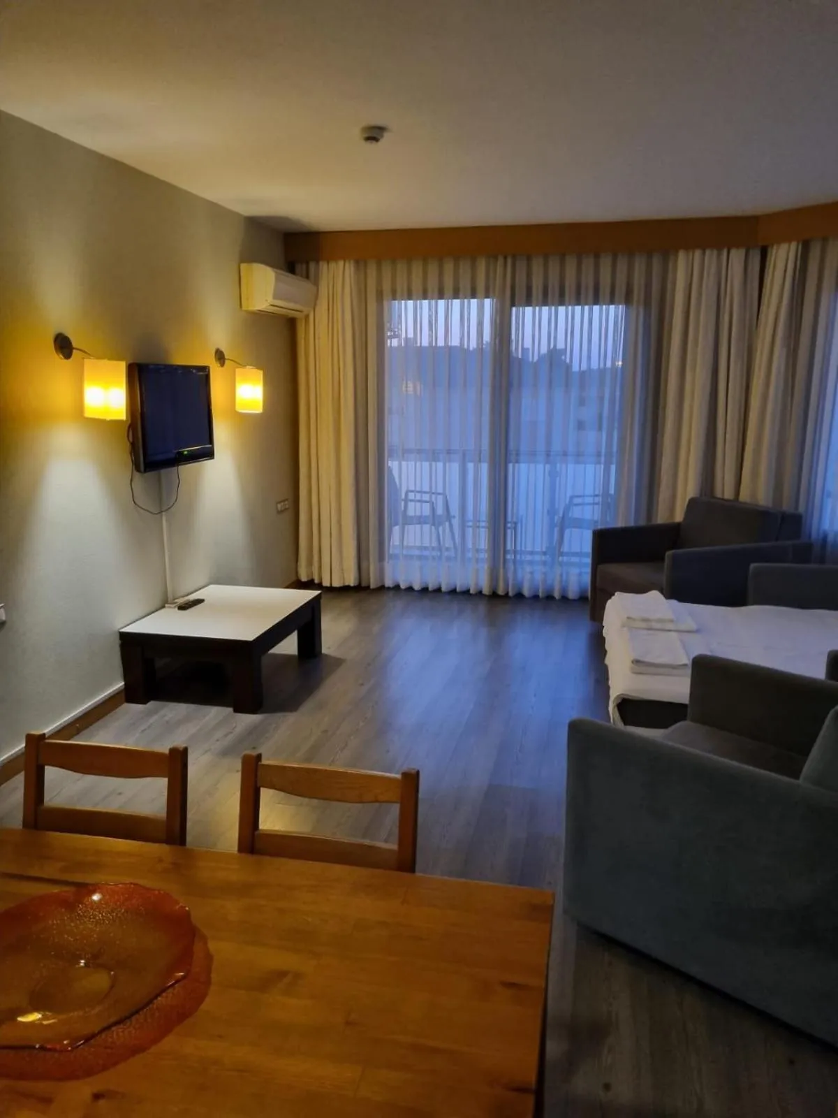 Bed in Çilek Marina Otel