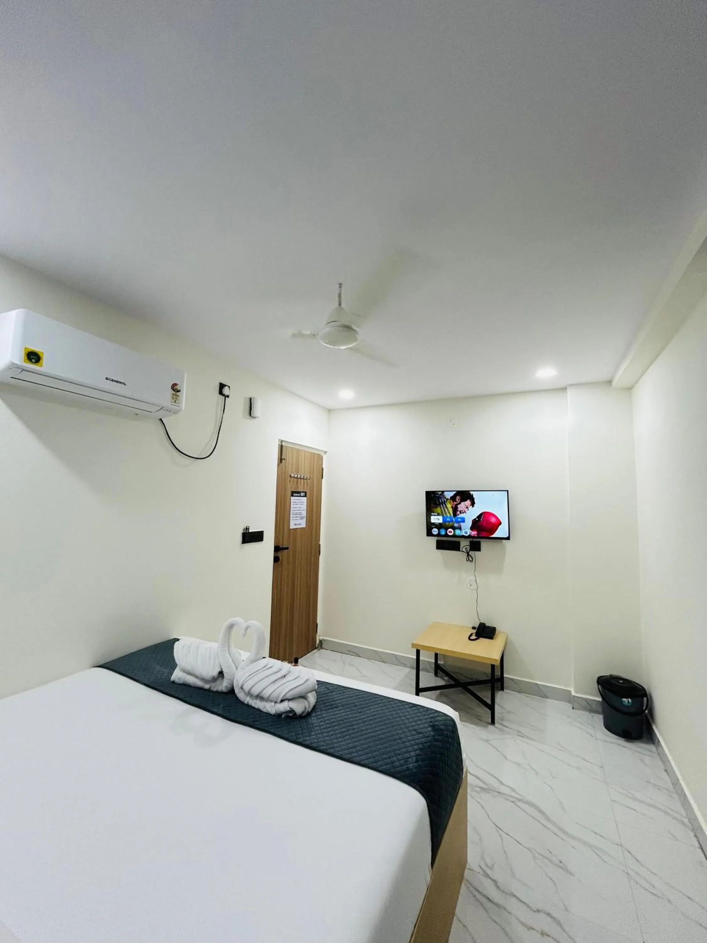 Bed in Wildwings Premium Madhapur
