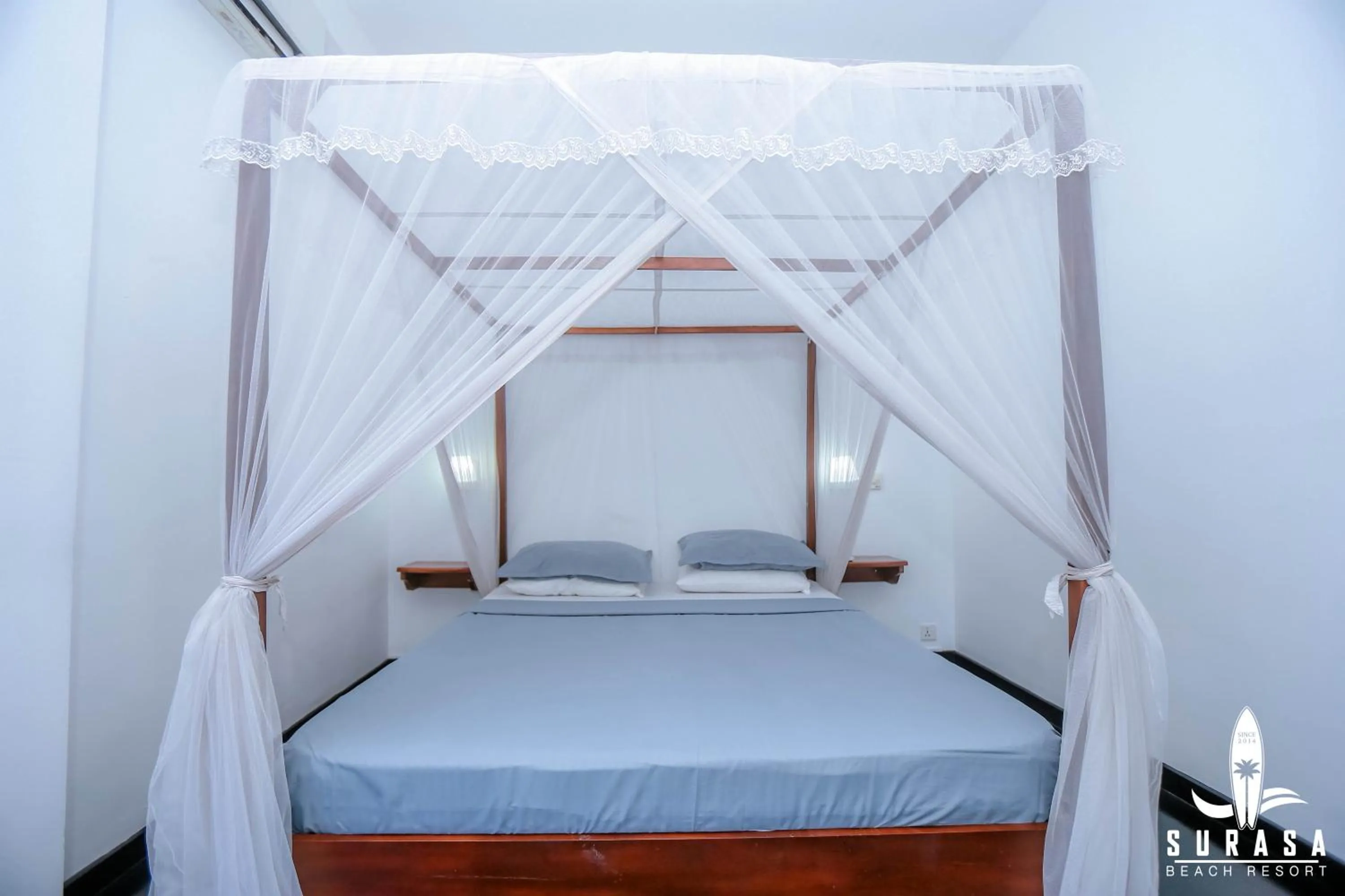 Bedroom, Bed in Surasa Beach Resort