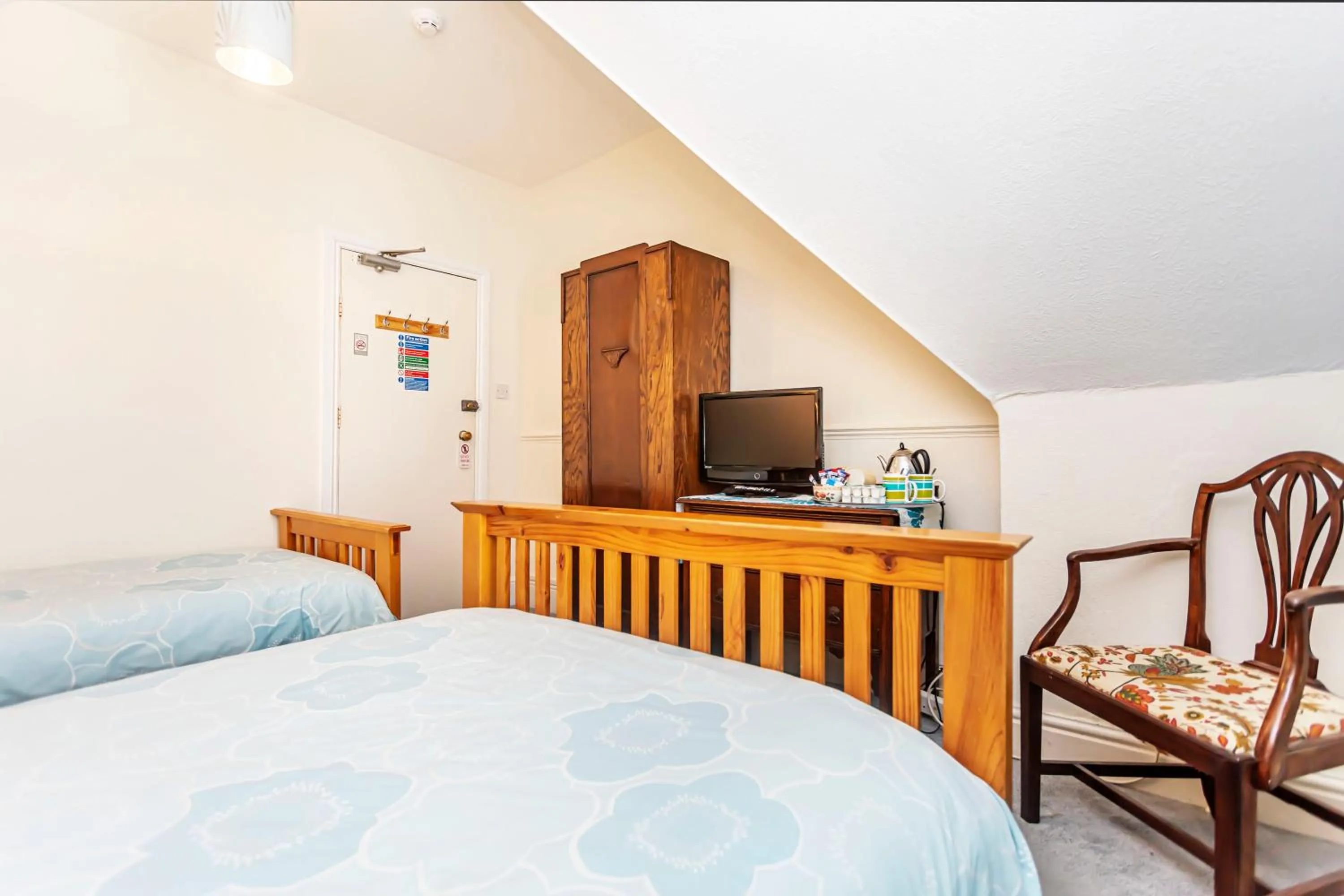 Bedroom, Bed in The Ravensbourne Hotel