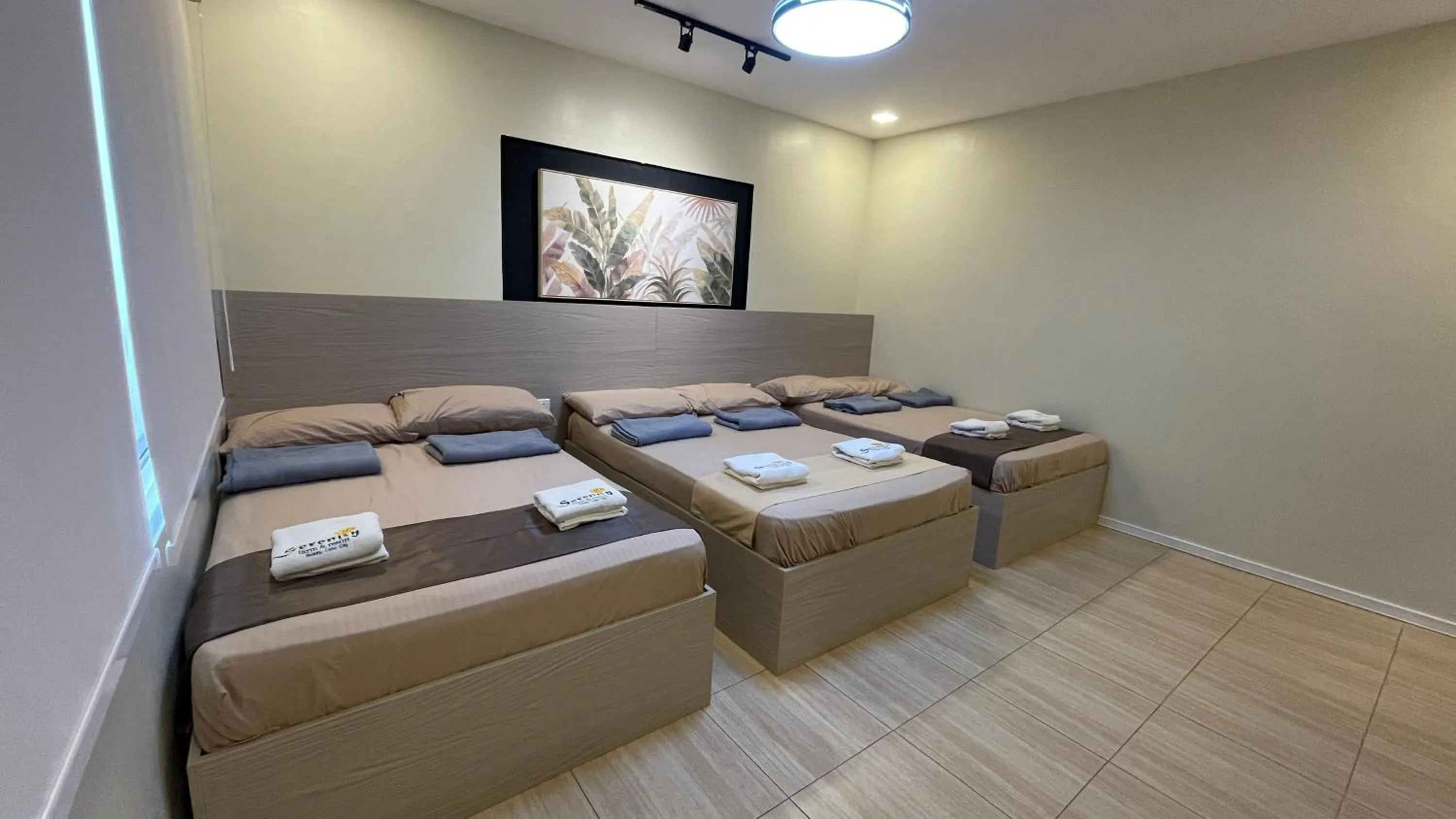 Photo of the whole room, Bed in Serenity Farm and Resort by Hiverooms