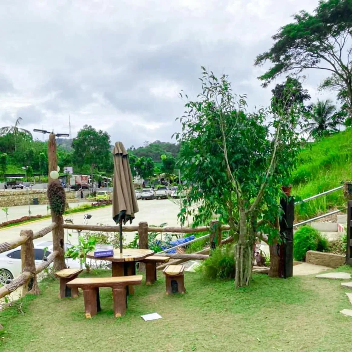 Garden in Serenity Farm and Resort by Hiverooms