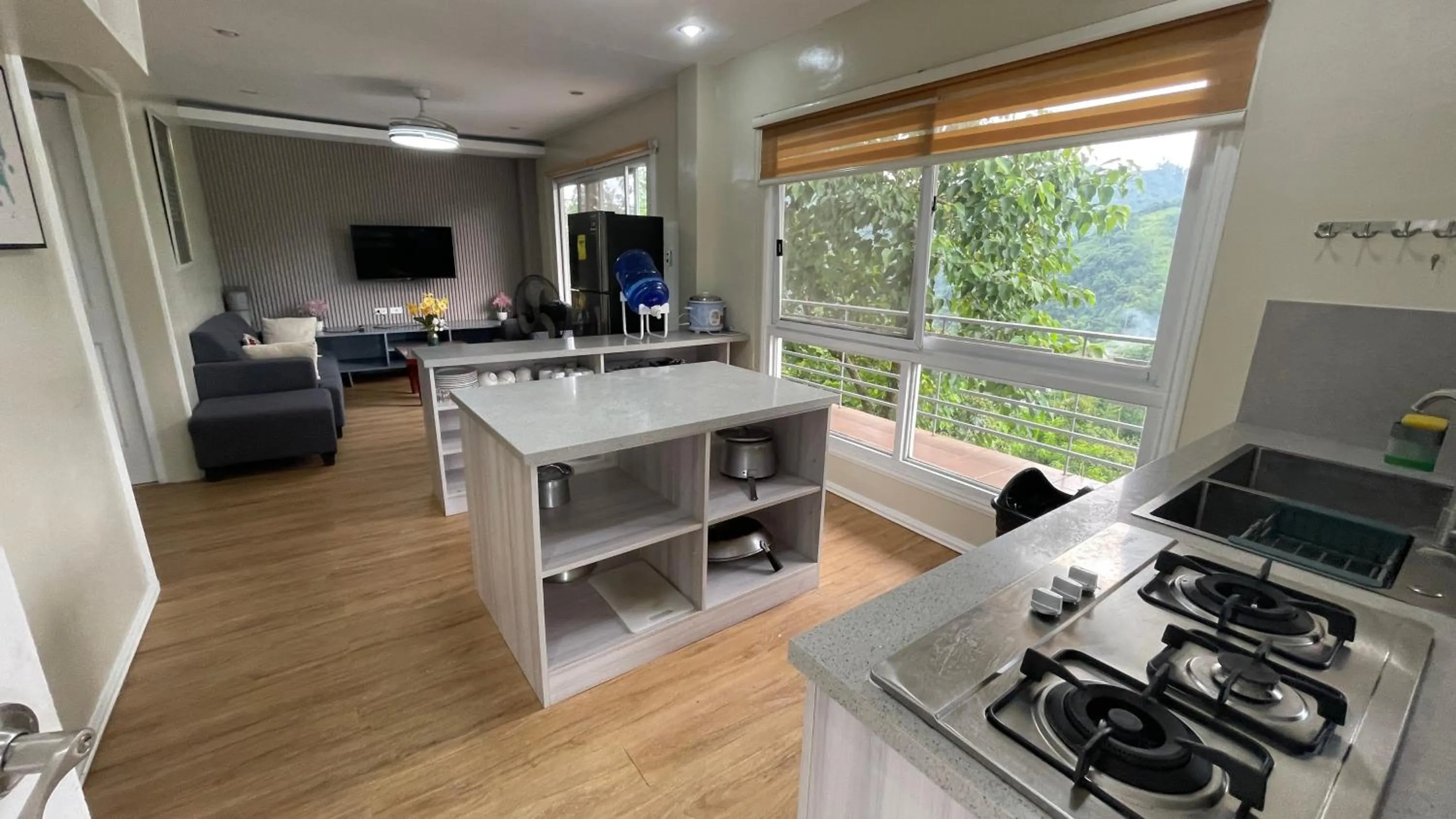 Kitchen or kitchenette in Serenity Farm and Resort by Hiverooms