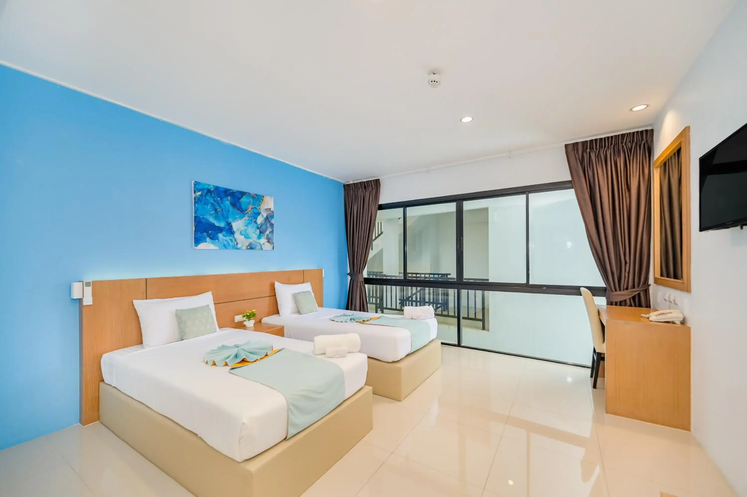 Standard Double Room in De Blue Sea Rawai Hotel Standard Double Room in De Blue Sea Rawai Hotel