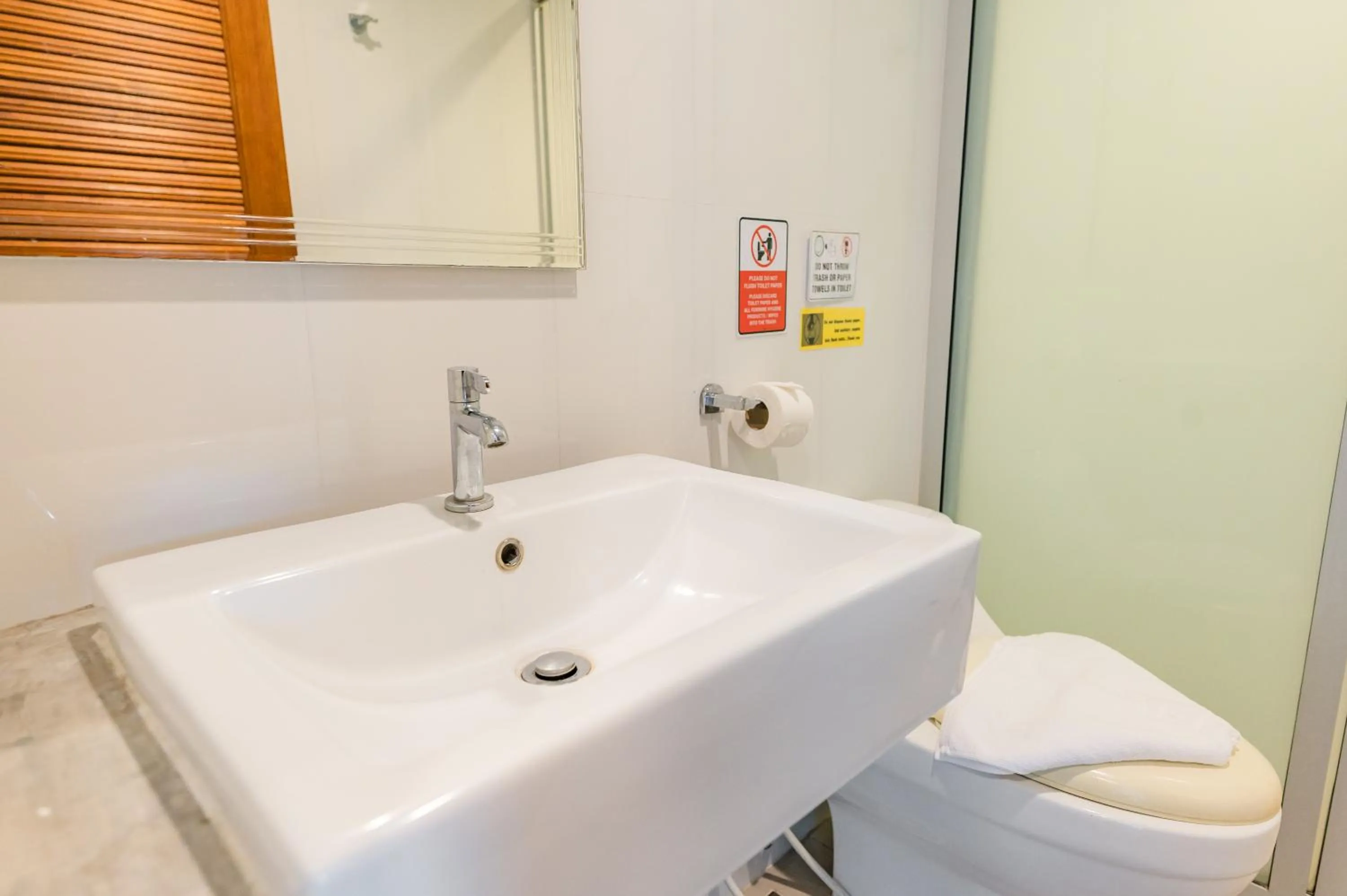 De Blue Sea Rawai Hotel