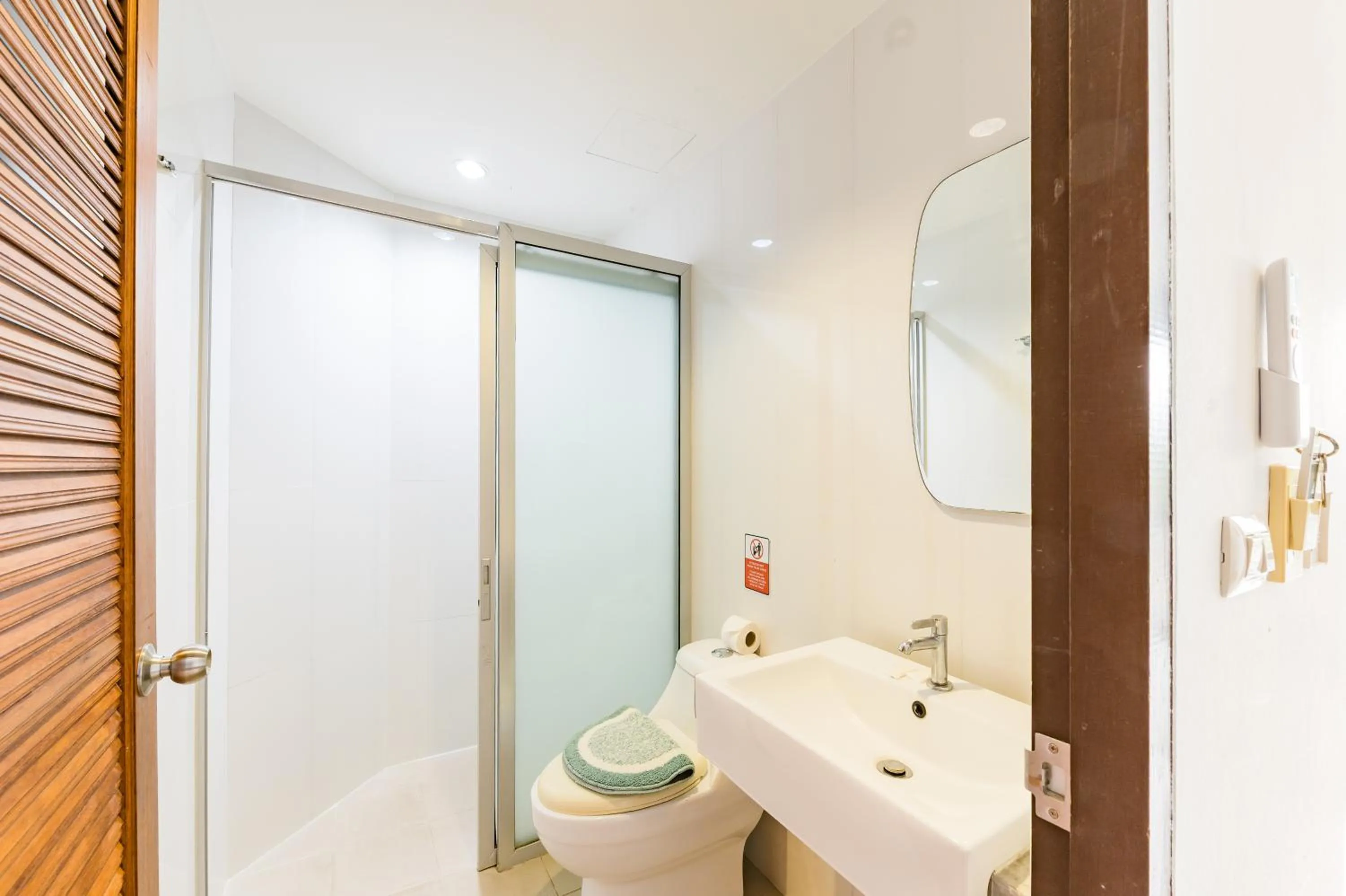 De Blue Sea Rawai Hotel