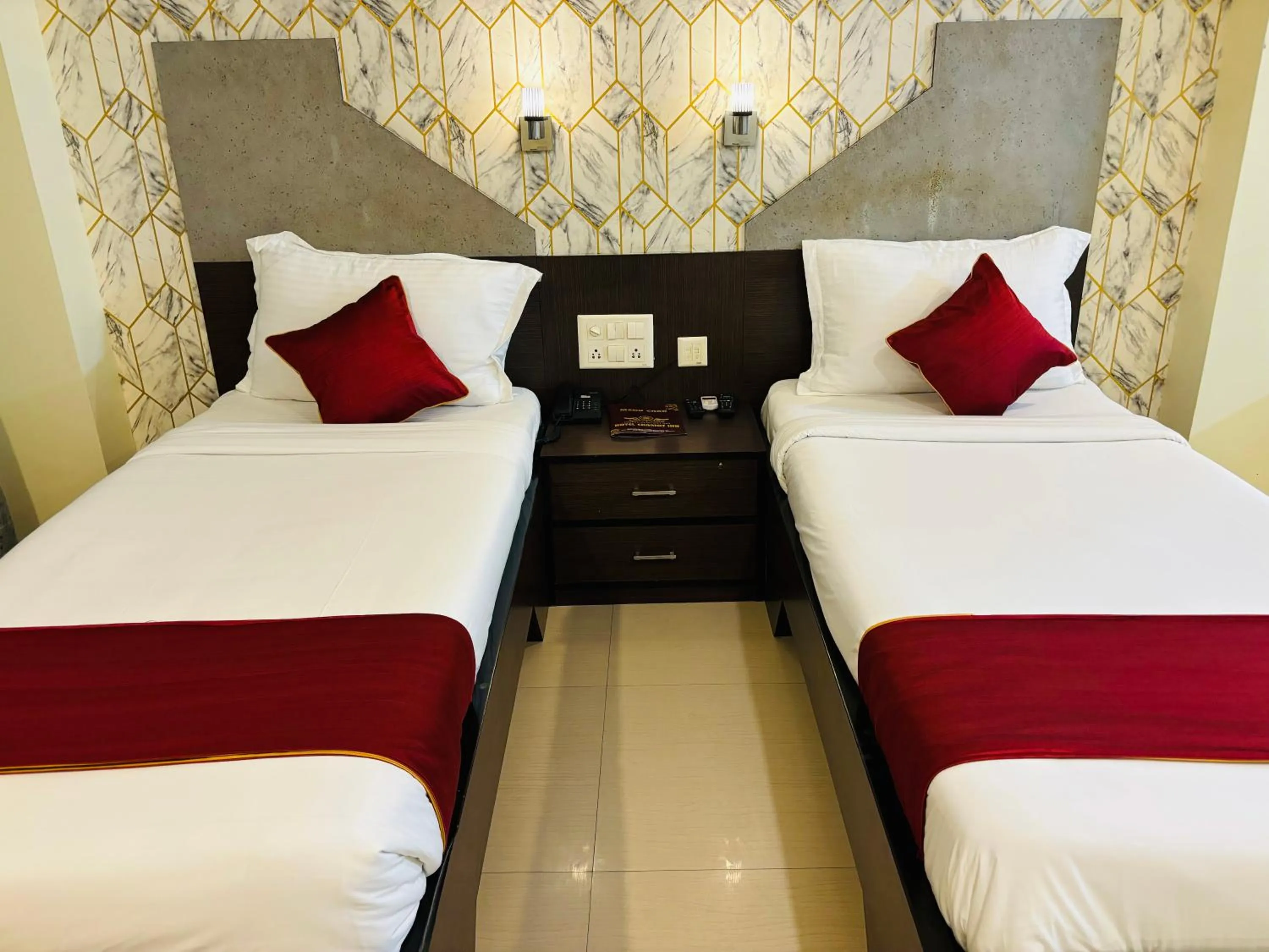 Bed in Hotel Chariot Inn Patna