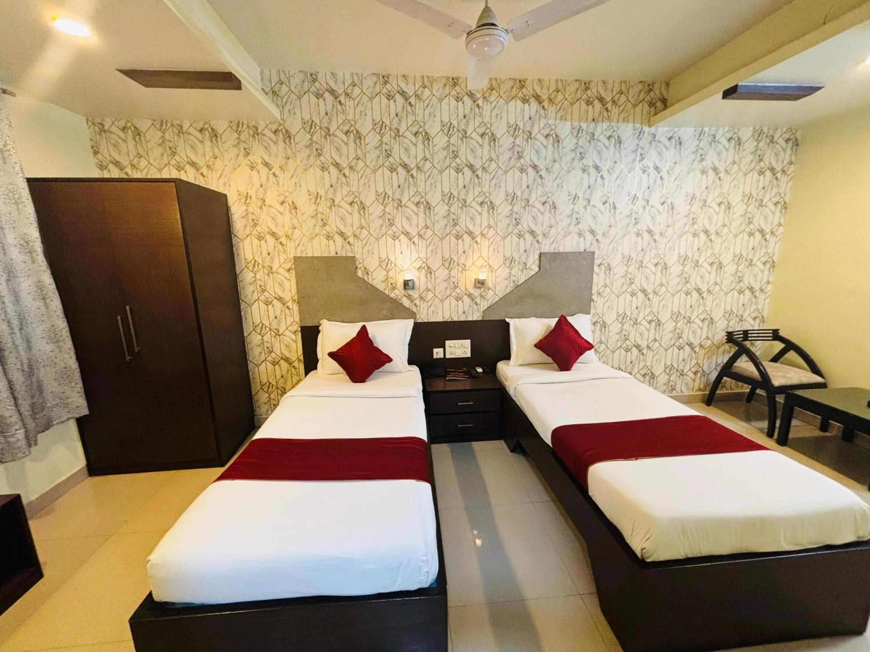 Bed in Hotel Chariot Inn Patna