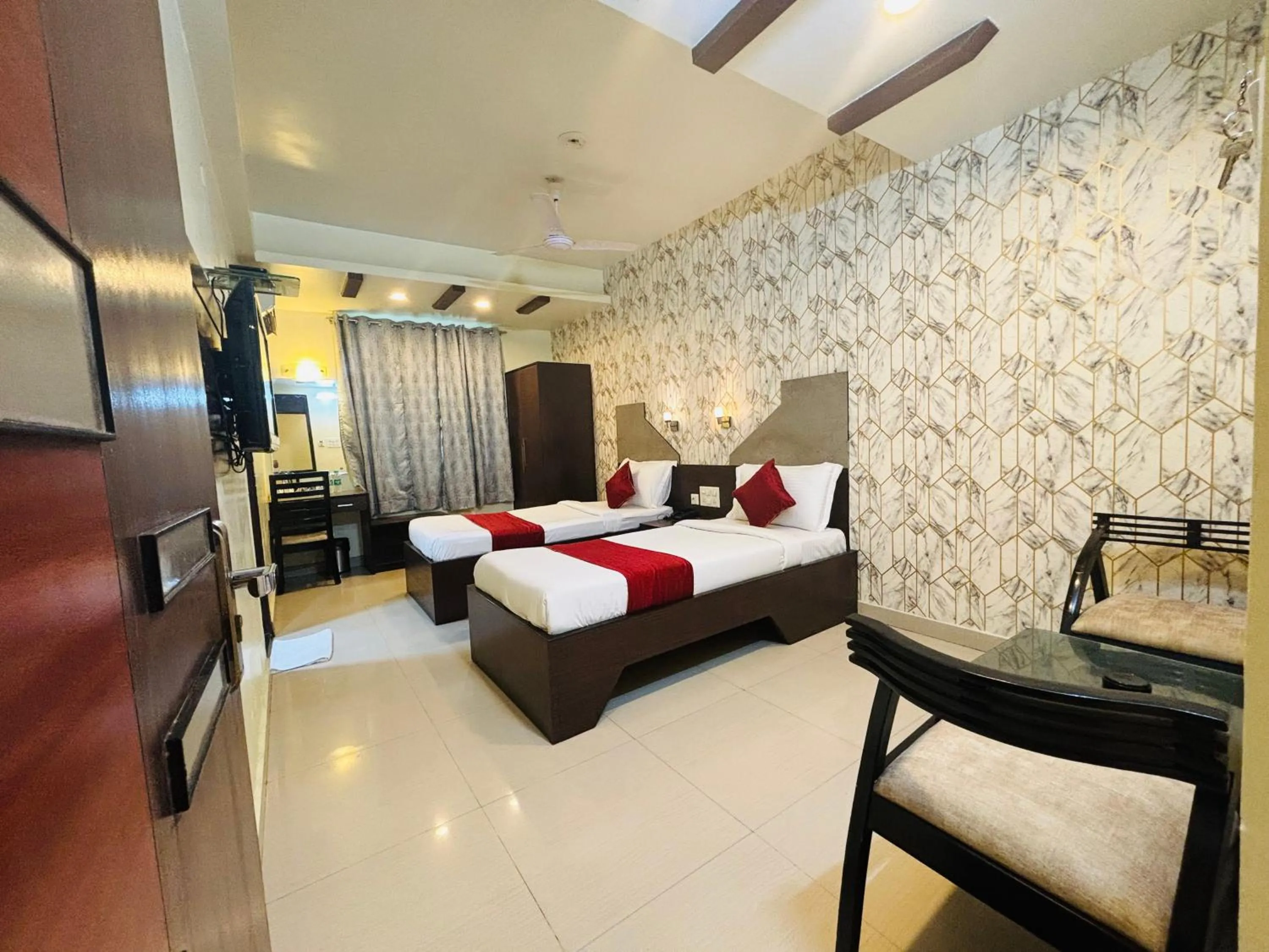 Bedroom, Bed in Hotel Chariot Inn Patna