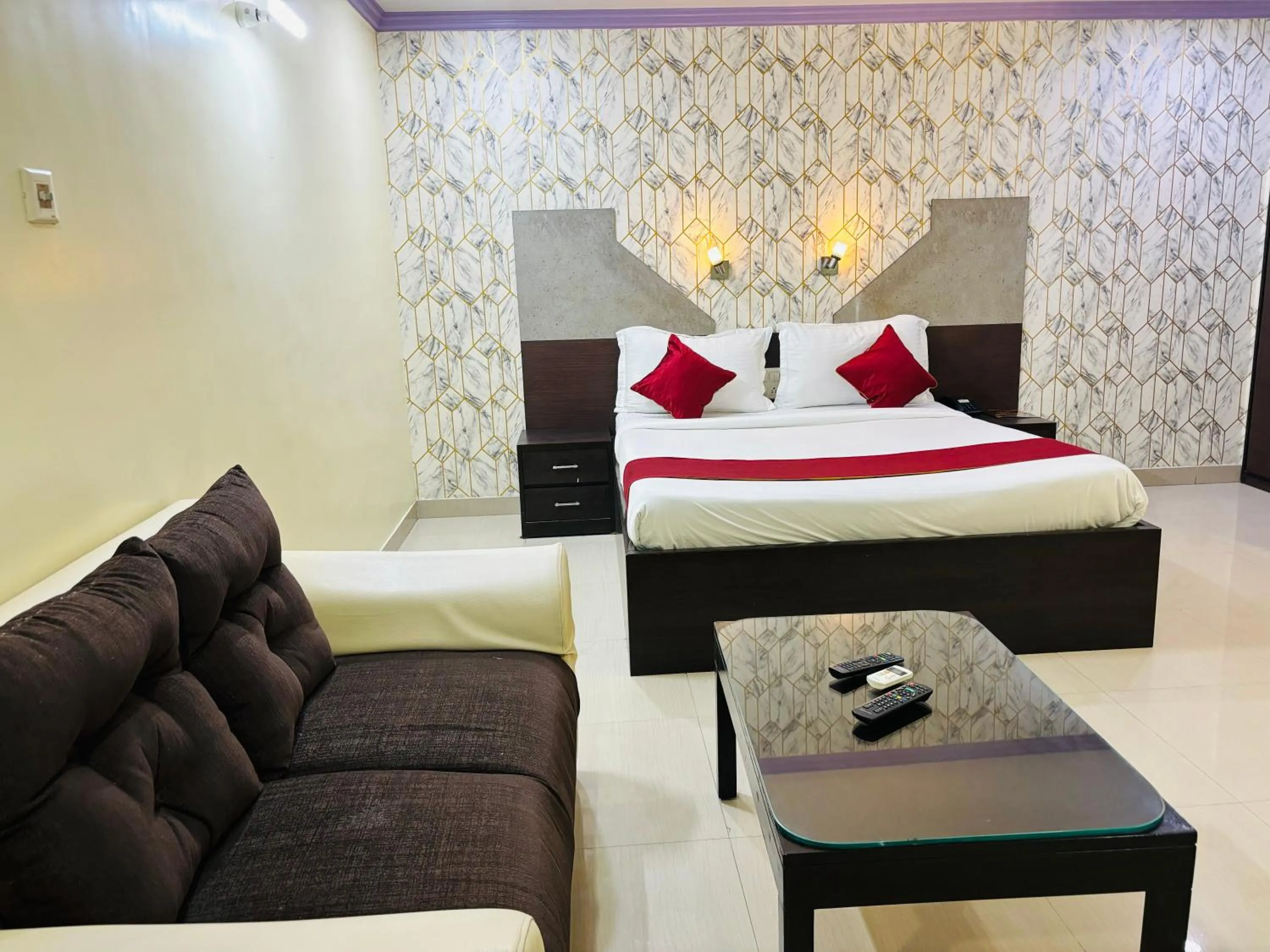 Bed in Hotel Chariot Inn Patna