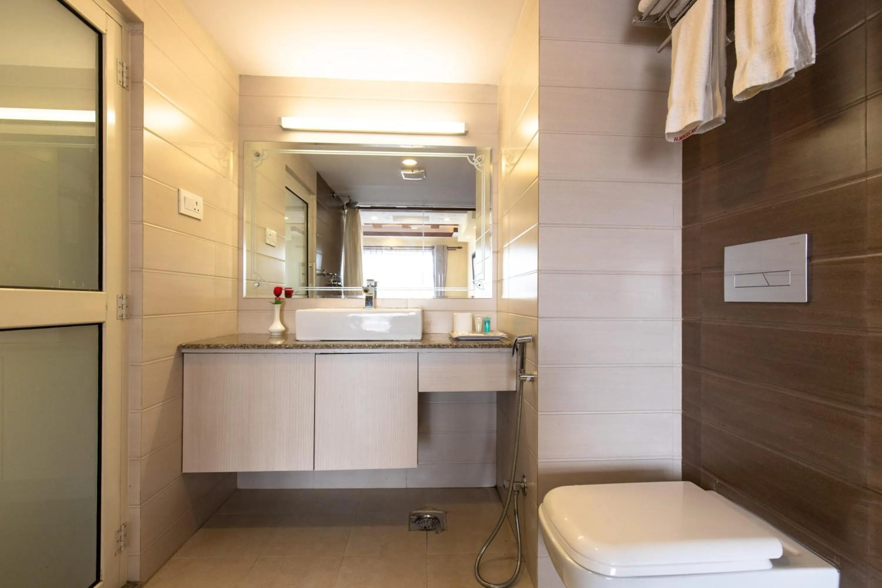 Toilet in Devo Boutique Hotel