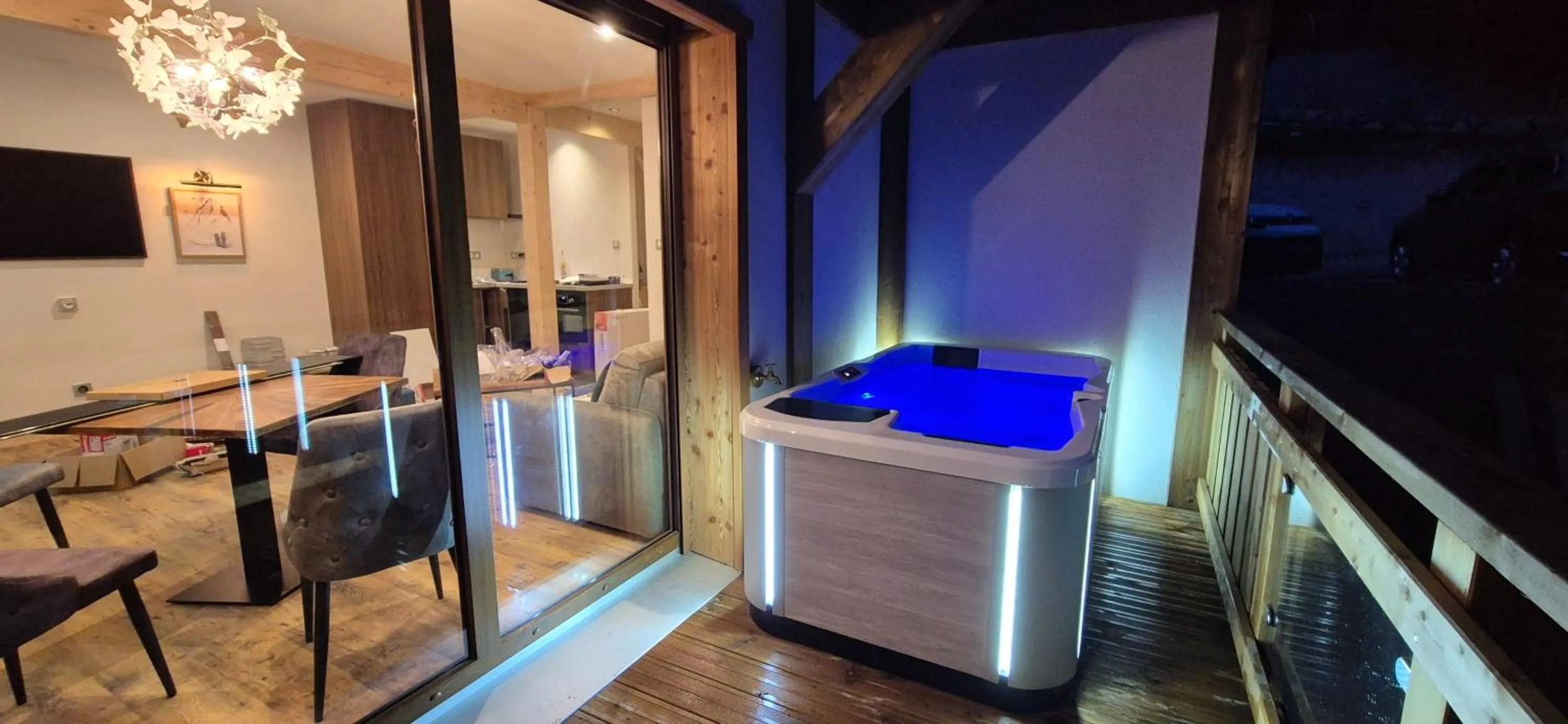 Hot Tub in L'Or du Lac